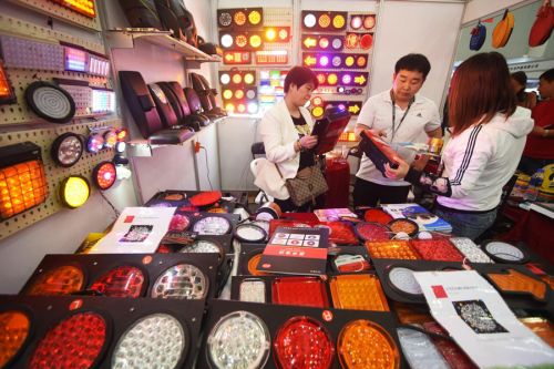 1700多家企業帶拳頭產品來漢，“辦汽配展離不開武漢”(圖2)