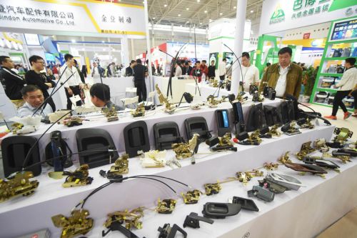 1700多家企業帶拳頭產品來漢，“辦汽配展離不開武漢”(圖3)