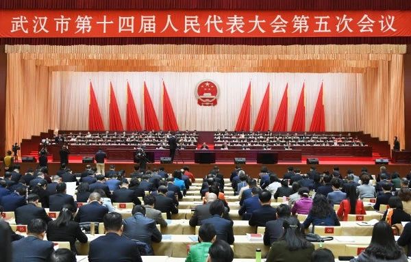 2020政府工作報告新鮮出爐，透露出這些重大信息！(圖1)