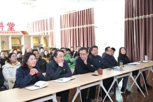 公司集中收看慶祝改革開放40周年大會(圖1)