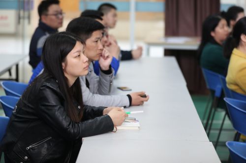 林江鴻在第十九期“新時代大講堂”上授課 拓展新空間 發展新產業 實現新增長(圖3)