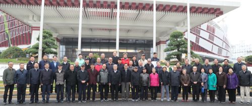 市老領(lǐng)導參觀考察武漢體育中心(圖8)