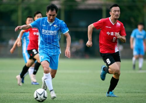 全市職工足球賽落幕 武漢開發區隊奪冠(圖3)