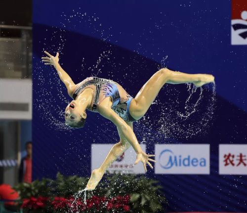“水上芭蕾”究竟有多美？全國花樣游泳錦標賽武漢“綻放”（附精美圖集）(圖9)