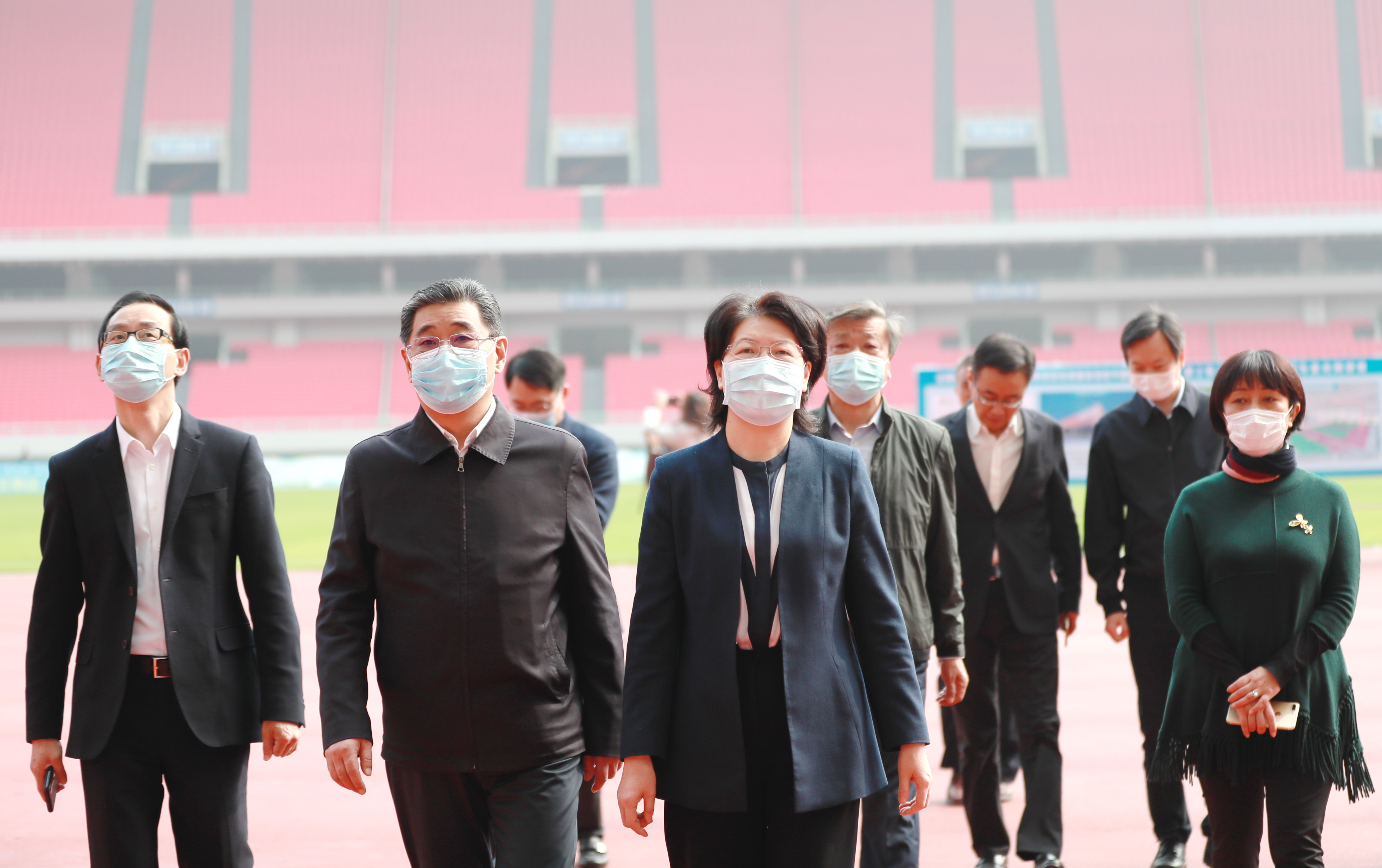 副省長肖菊華來公司調研：武漢體育中心在做好軍運會“后半篇文章”中具有標桿意義