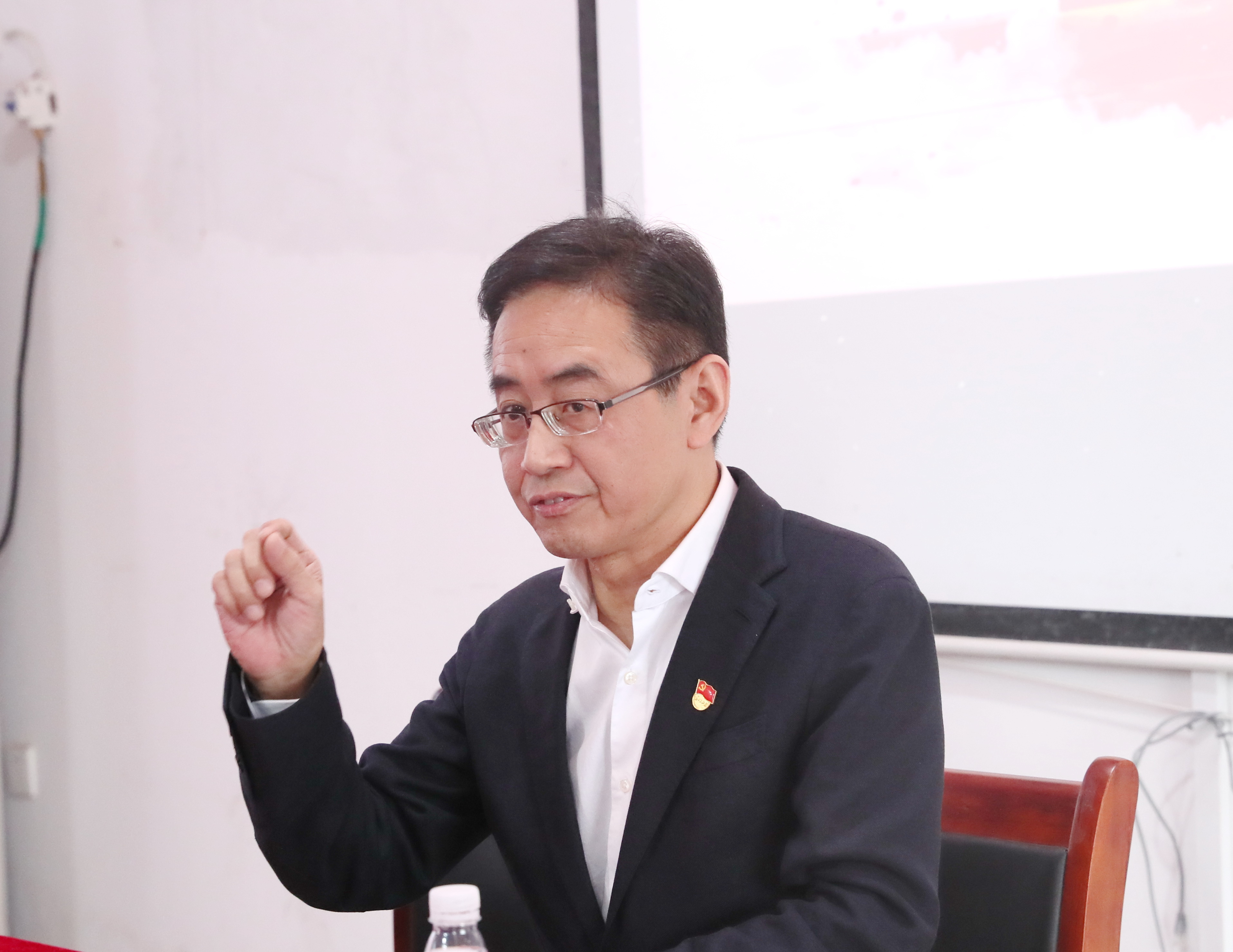 黨建結對共建 武漢體育中心和十八家社區聯合開展主題黨日活動(圖5)